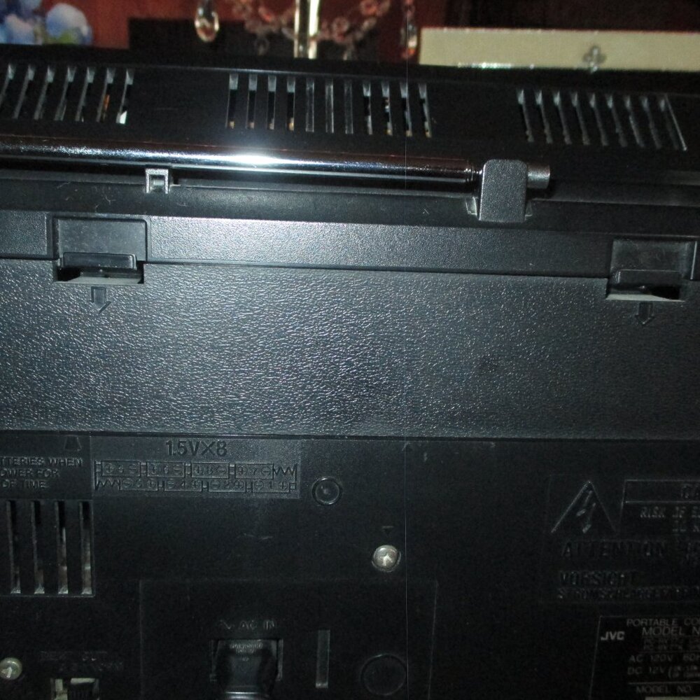 JVC Portable Component System/PC-V77 - Picture 11 of 16